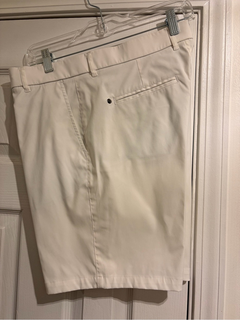 Greyson Cream Flat-Front Men's Shorts